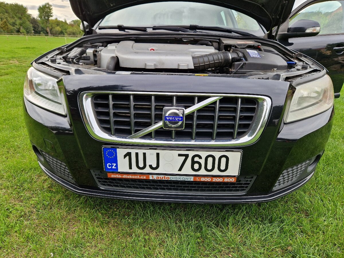 Volvo V70 D5 136kw - 19