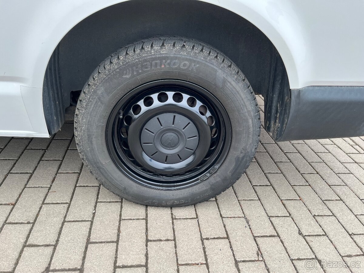 VW Transporter 2.0 TDi 110 kW ČR 5 Míst - 19