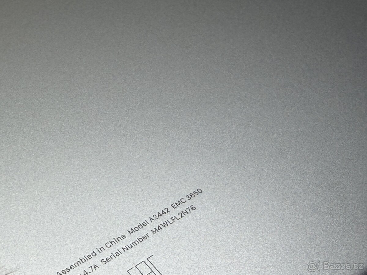 MacBook Pro 14" / M1 Pro / 16GB / 512GB / vesmírne šedý - 19