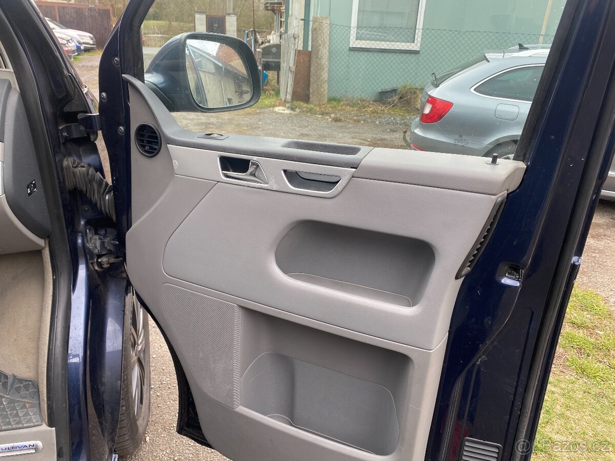 Multivan,2,0TDI103KW,Webasto,2xšoupačky - 19