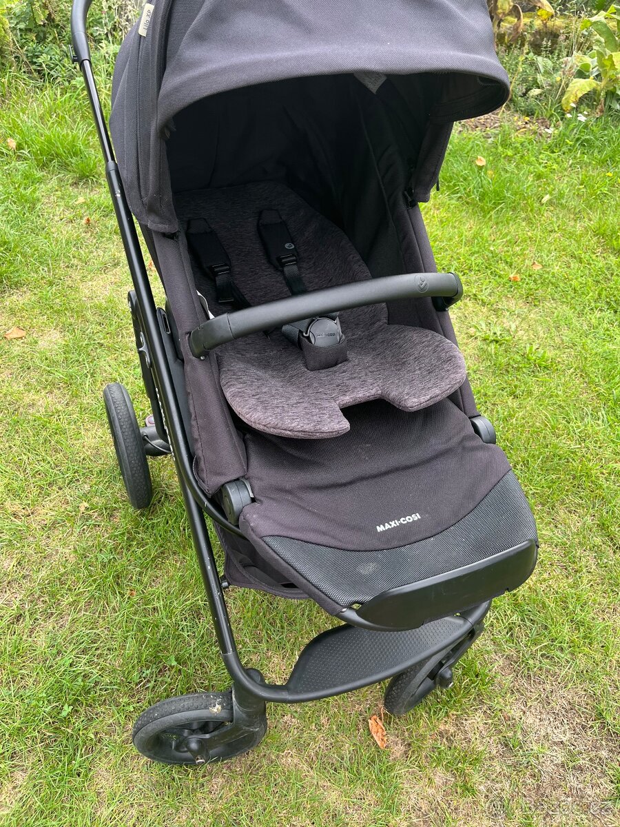 Kočárek maxi cosi - set - 19