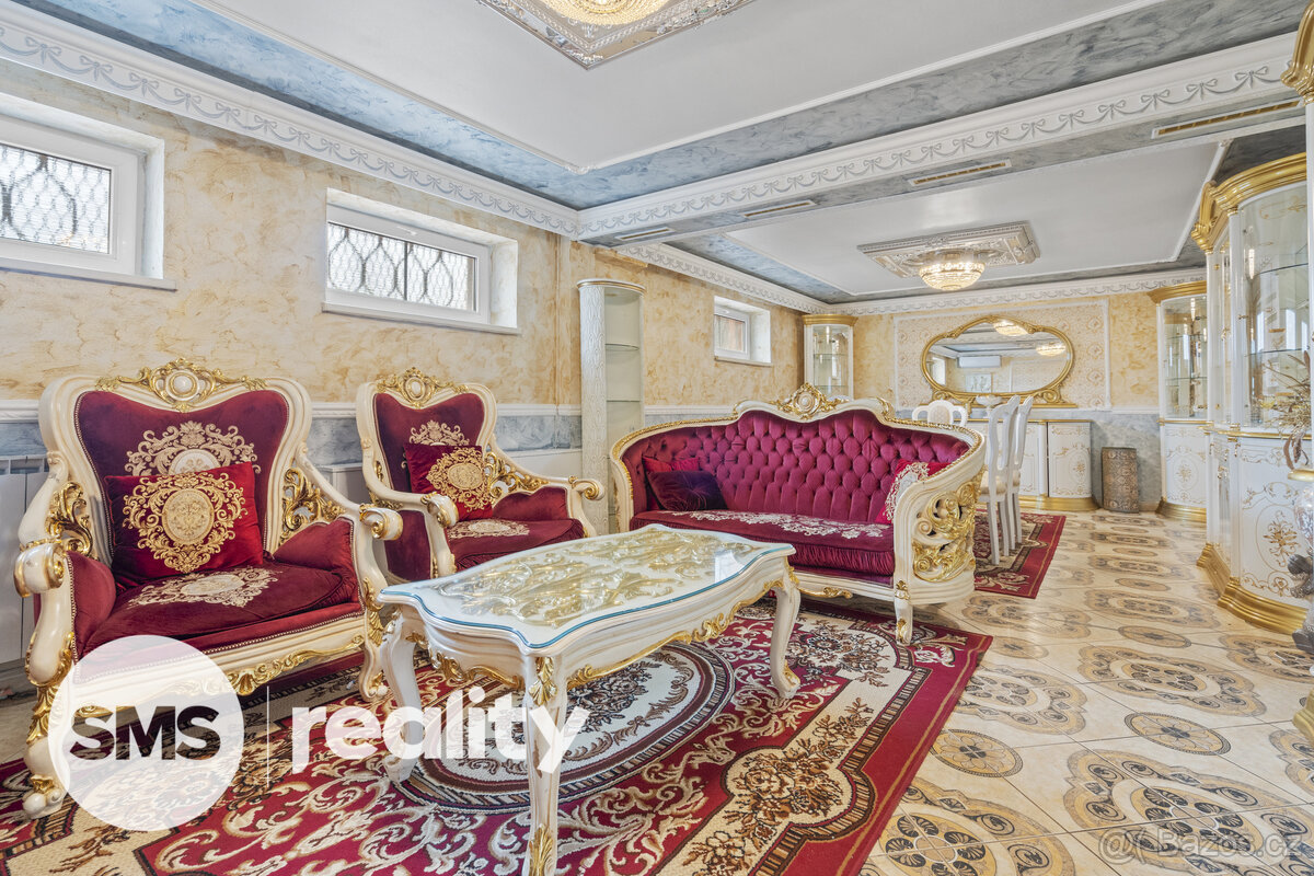 Rodinné sídlo s privátním wellness v prestižní části Ostravy - 19