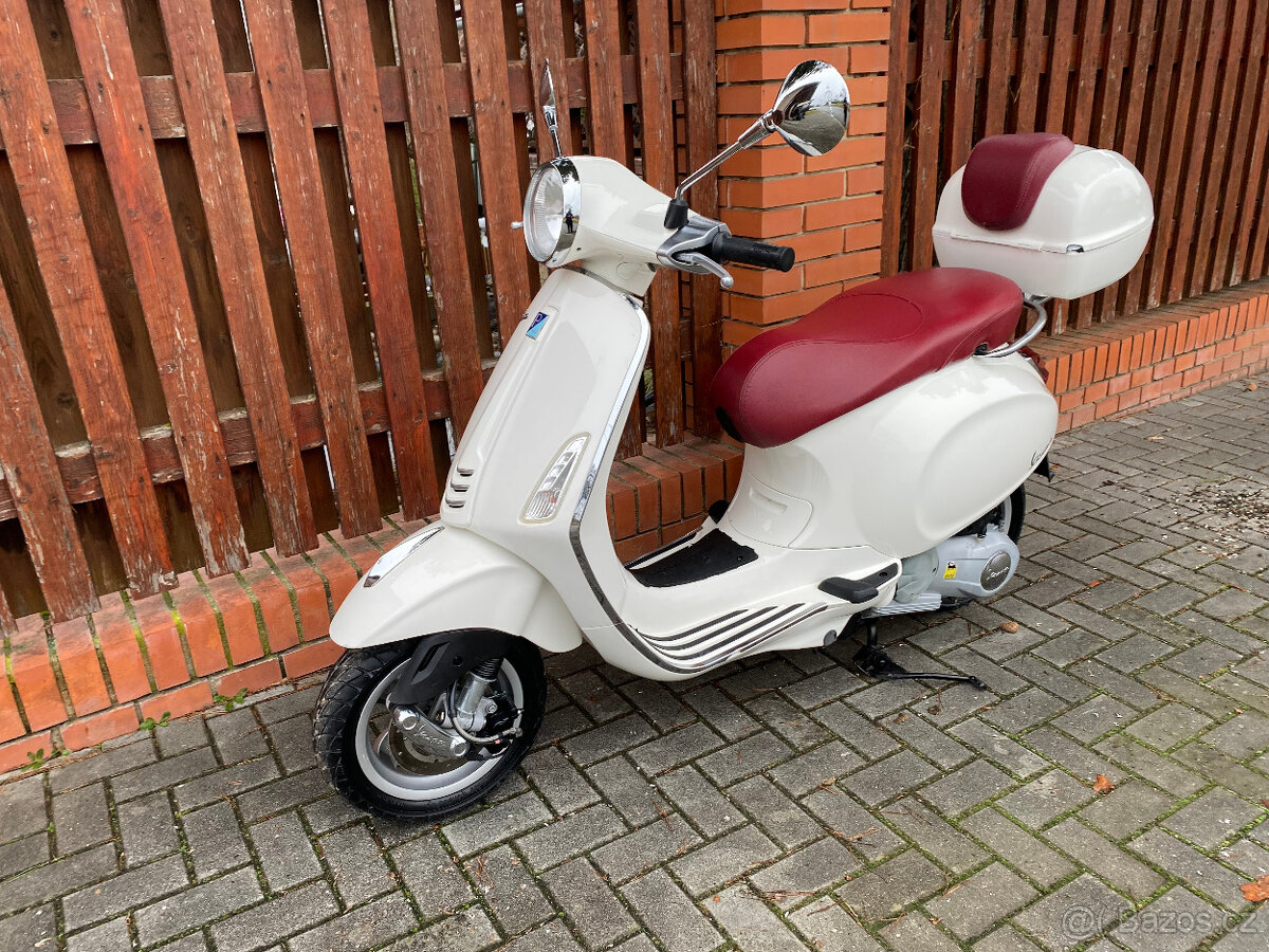 Vespa Primavera 125 3V - 19