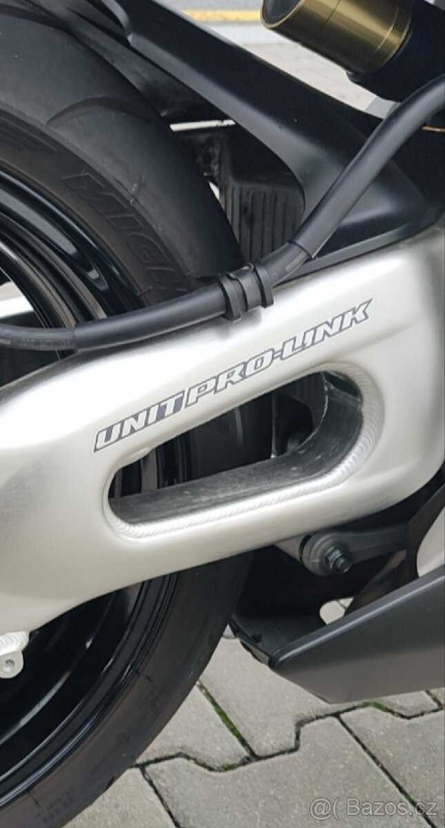 HONDA CBR FIREBLADE 1000 RR - 19