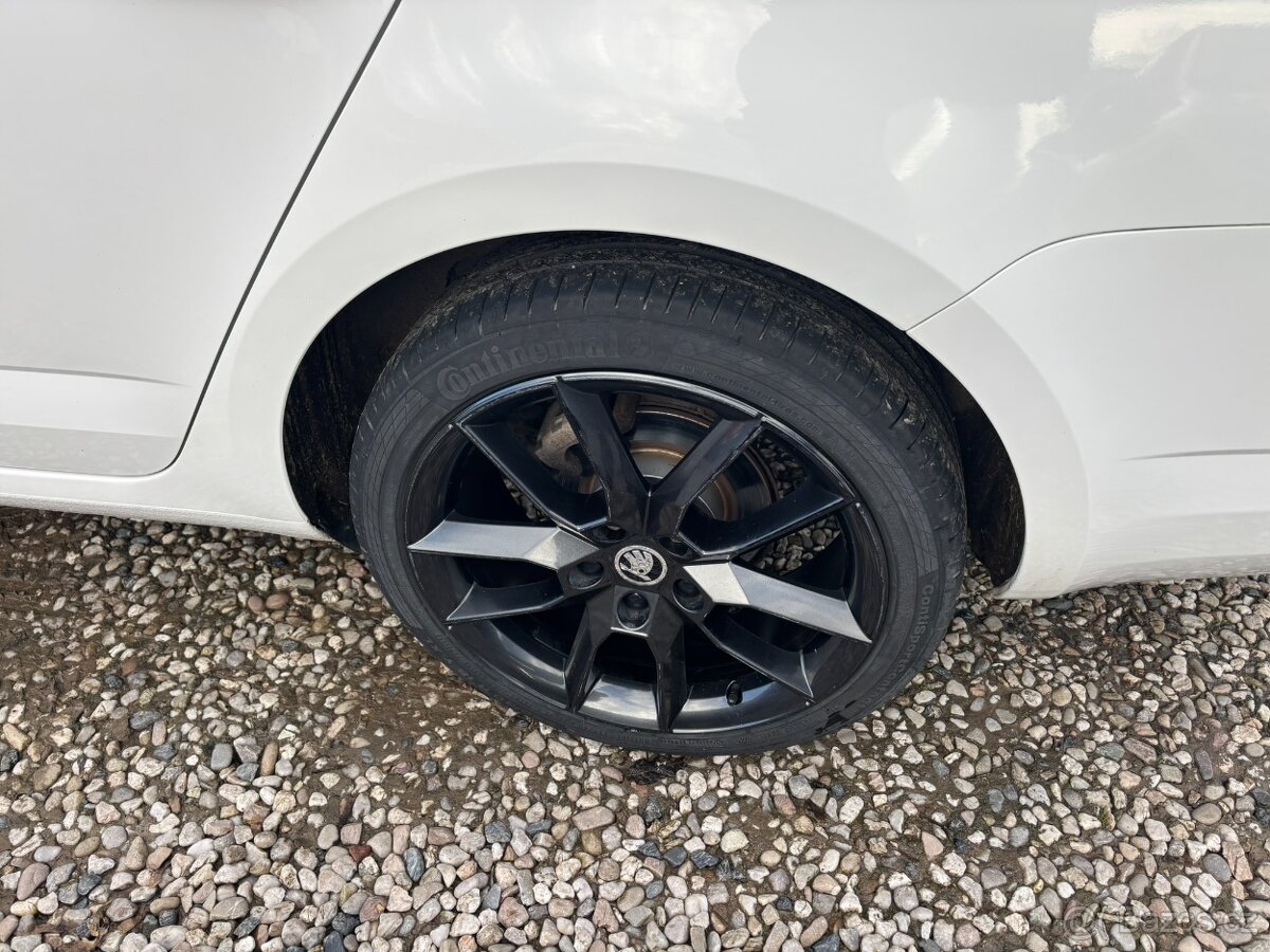 Škoda Octavia 1.4 tsi 110kw r.v.2015, Serviska - 19