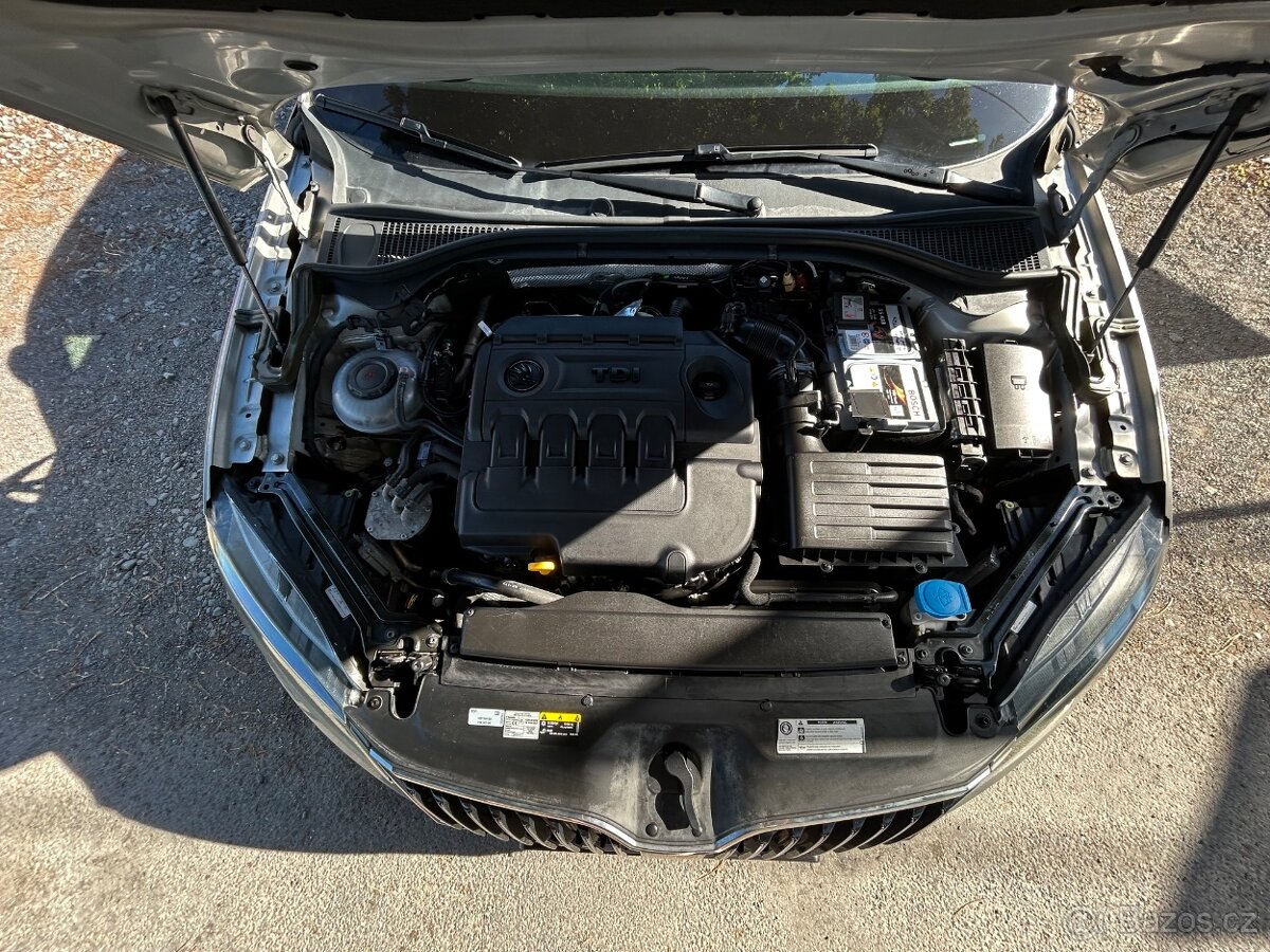Škoda Superb 2.0 TDi 4x4 L&K DPH WEBASTO - 19