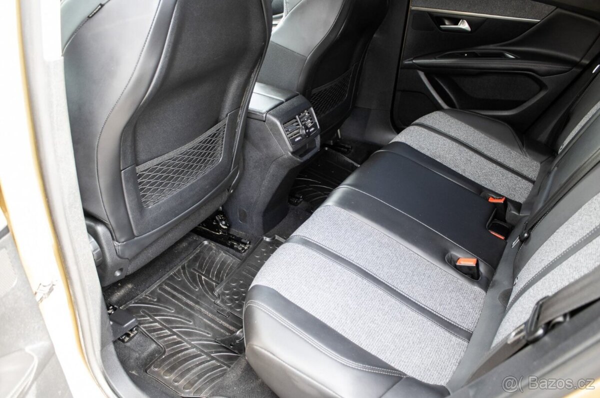 Peugeot 3008 1.2 PureTech 96kW (2017) - 19