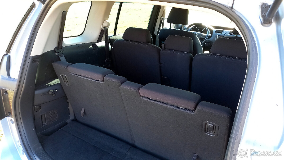 MAZDA 5 2.0 DISI 110 kW benzín manuál 2011 134700 km - 19