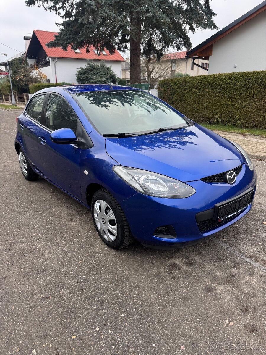 MAZDA 2 - 1,4 16V 5 dveří - 19