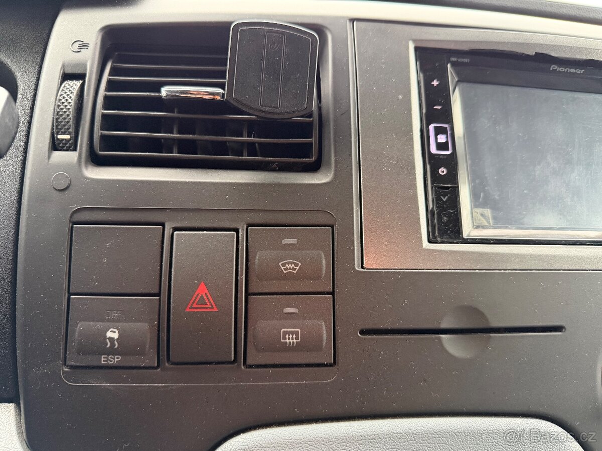 Ford Transit 2.2TDCi 85kw 2011 9mist (tažné-nova stk) - 19