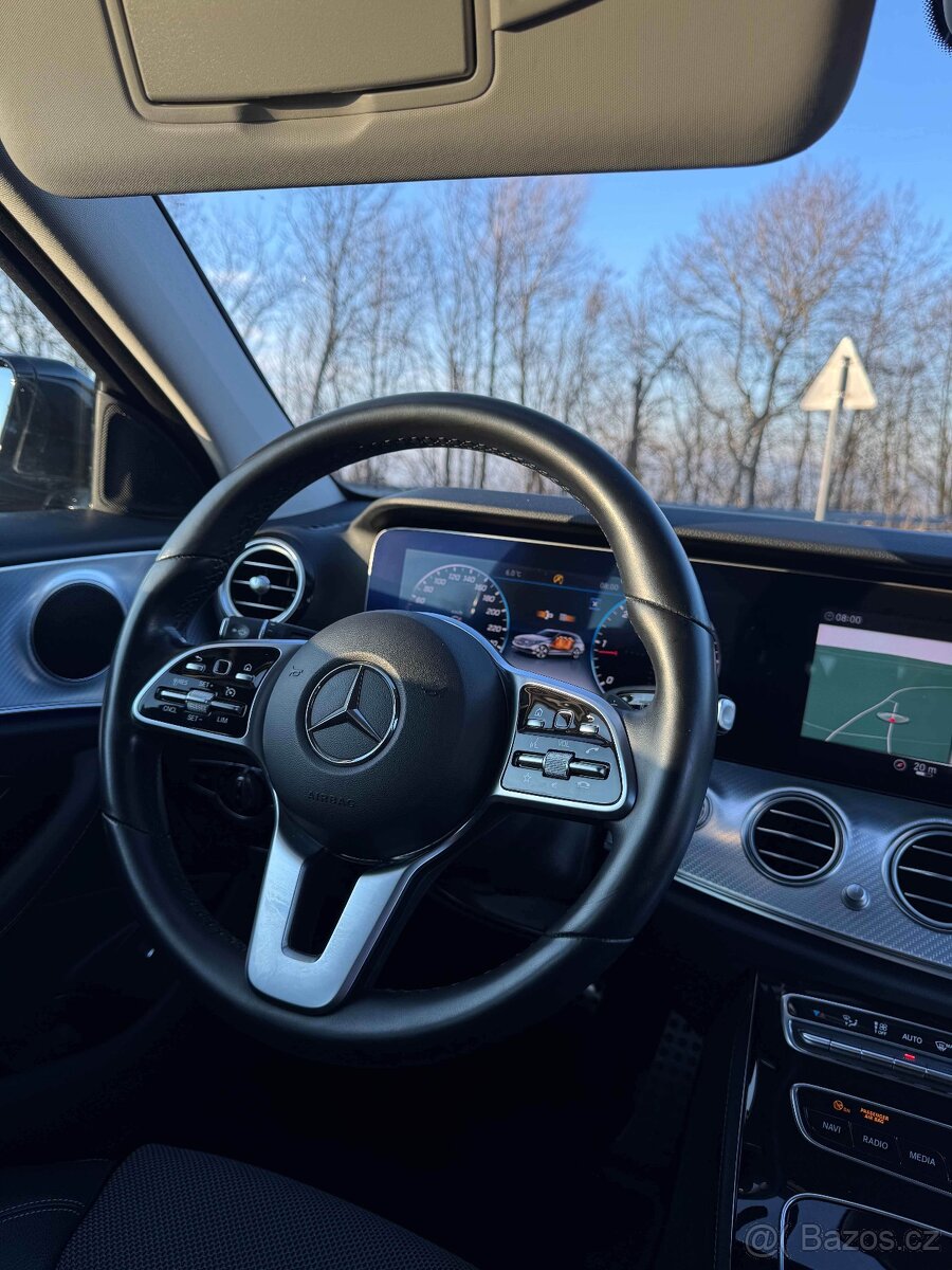 Mercedes - Benz E 220 D 4MATIC - 19