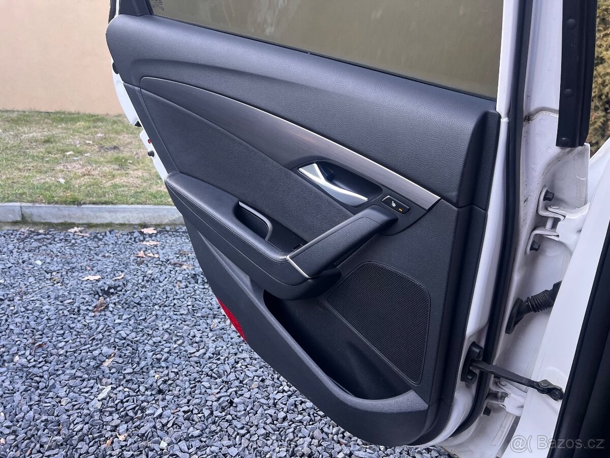 HYUNDAI I40 1.7CRDI -LED-XENON-NAVI-KEYLESS-INFINITY-2.MAJ - 19