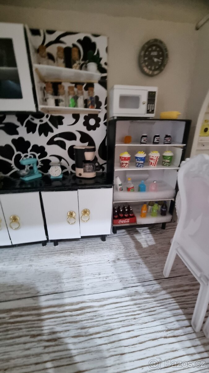 Domeček pro panenky - 19