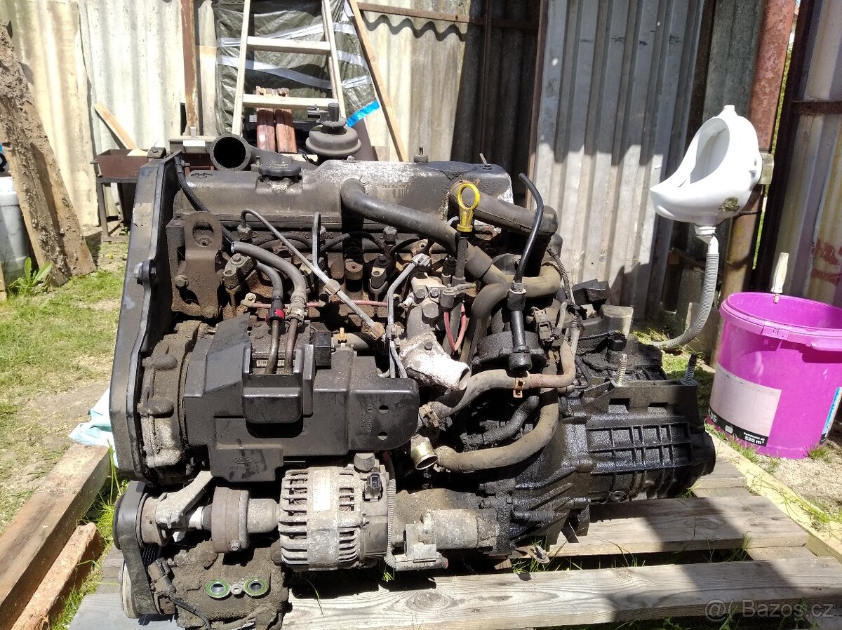 Náhradní díly Ford Focus 1,8td motor - 19