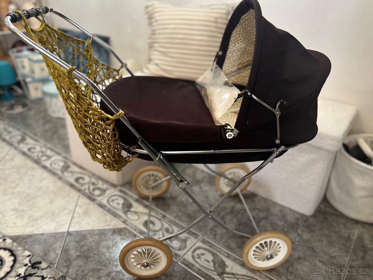 Kočárek pro panenky z roku 1983 (pro sběratele) - 19