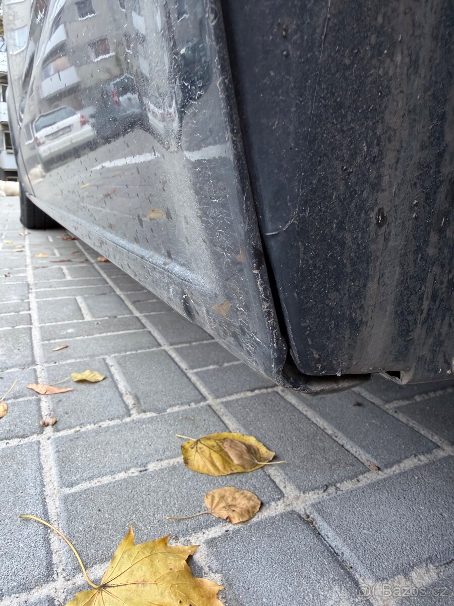 Volkswagen Multivan T5 1.9 TDI 75 kW – výborný stav. - 19