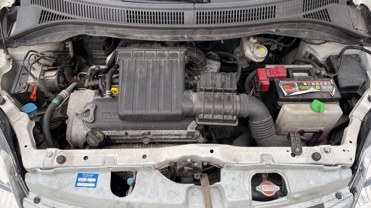 SUZUKI SWIFT 1.6i SPORT NAVIGACE - 19