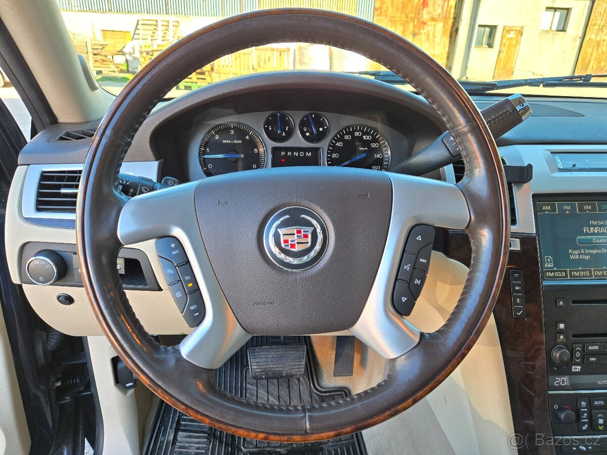 Cadillac Escalade 6.2 V8 - 19