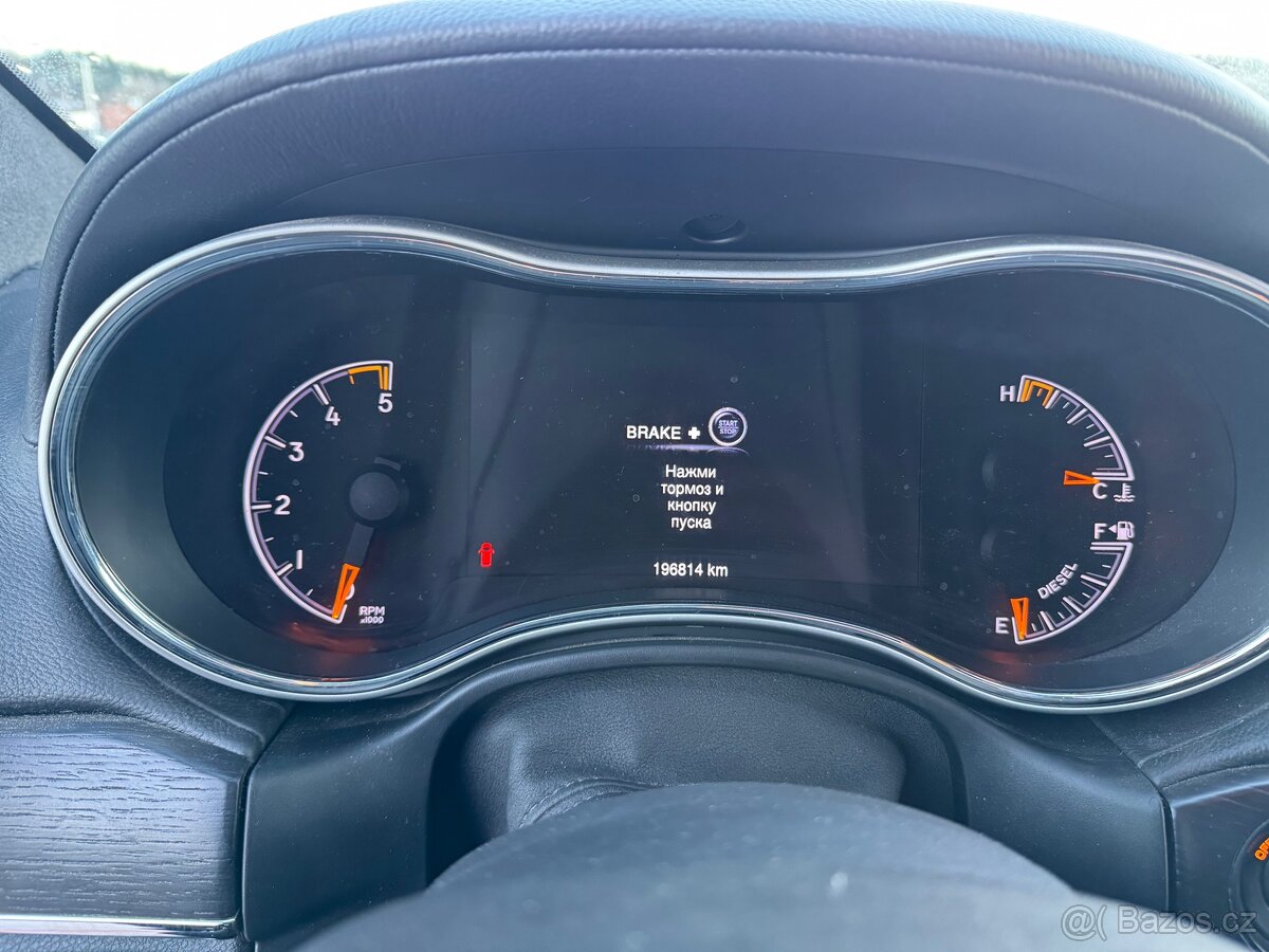 Jeep Grand Cherokee WK2 SUMMIT - 19