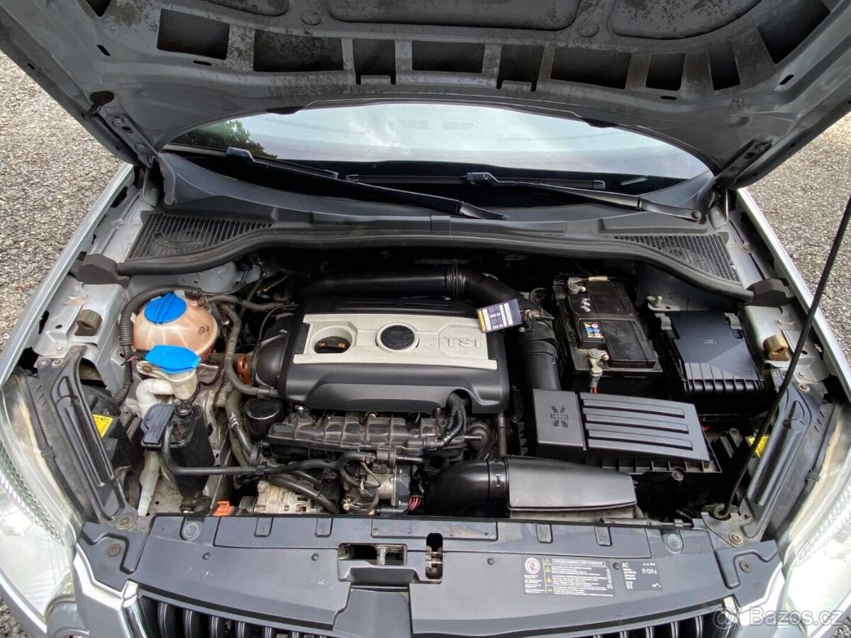 Škoda Yeti 1.8 TSI 118kW 4x4 tažné klima 2012 nové ČR - 19