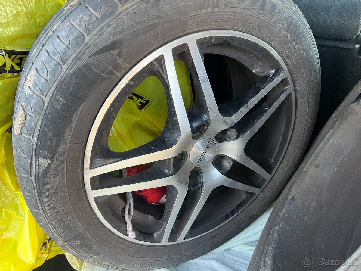 Toyota Corolla Verso, 2.0 D-4D 85kW TAŽNÉ - 19