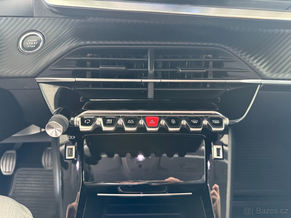 Peugeot 2008 1,5 HDI,ALLURE,1.MAJ,SERVISKA - 19