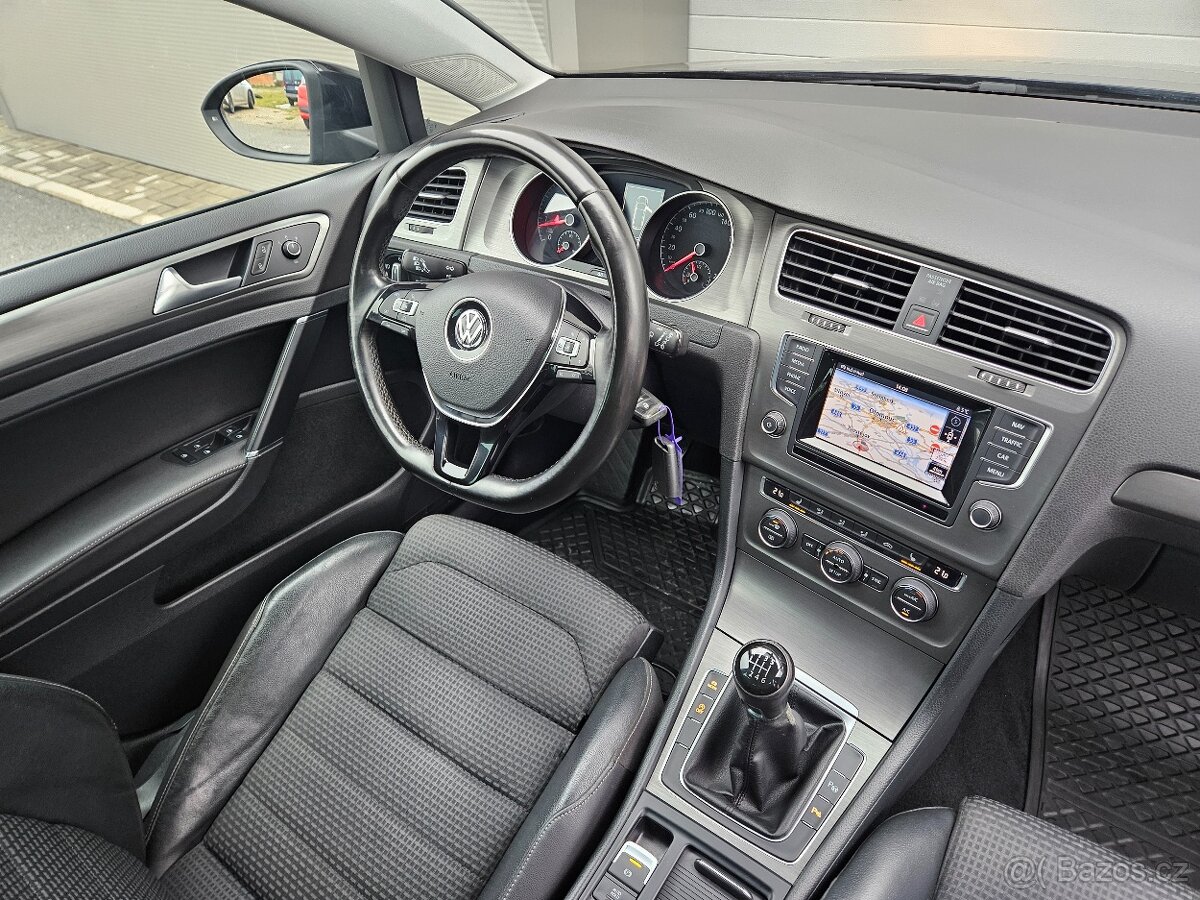 VW Golf 7 1.4 TSi Polokůže - 19