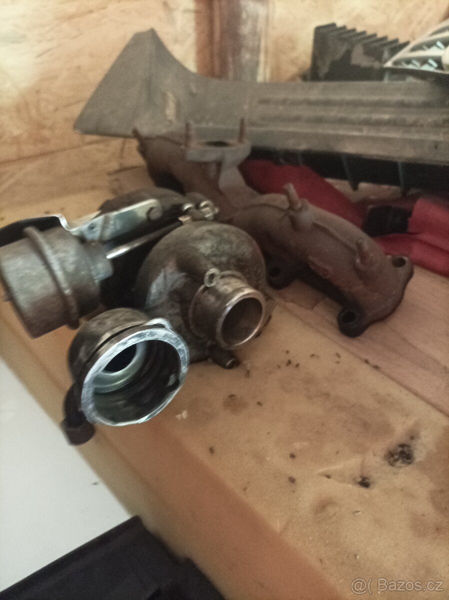 Prodám různé díly z VW T5 - 19