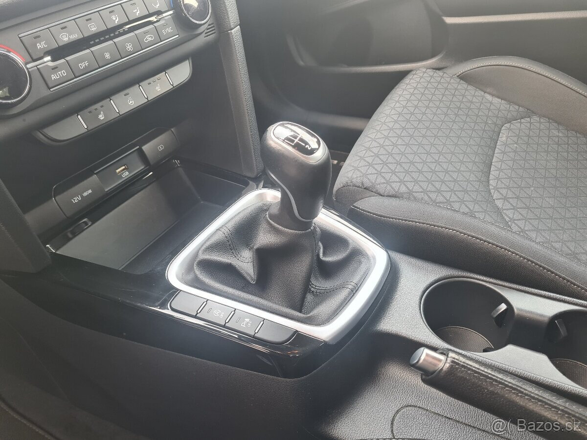 KIA CEED SW 1.6 CRDI VISION - 19