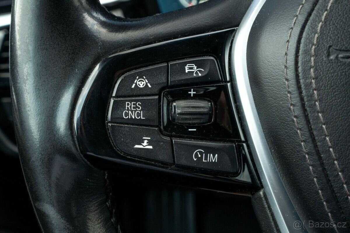 BMW 530d xDrive Touring - 19