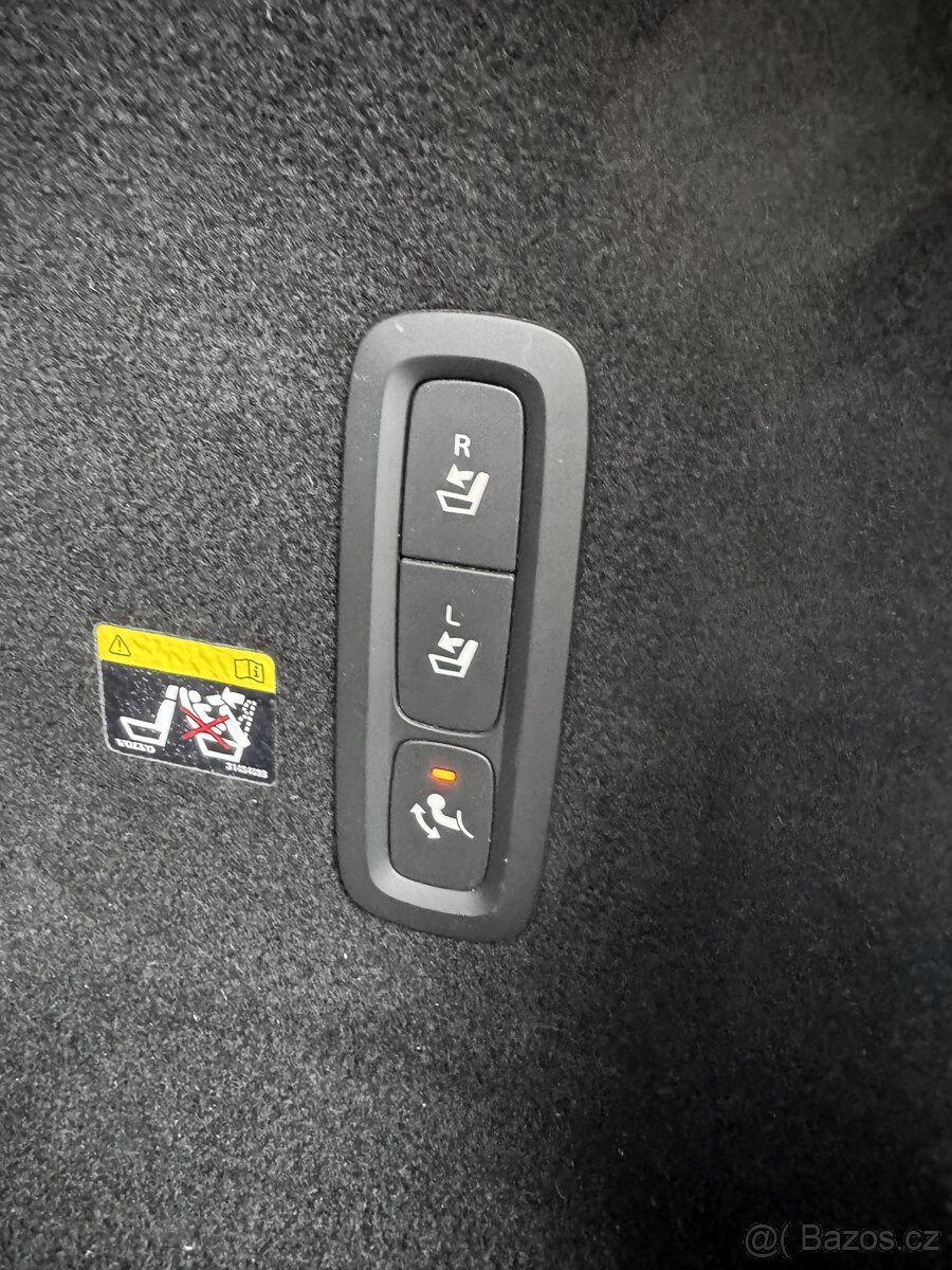 Volvo V60, T6 R-Design 240 kW 4x4 - 19