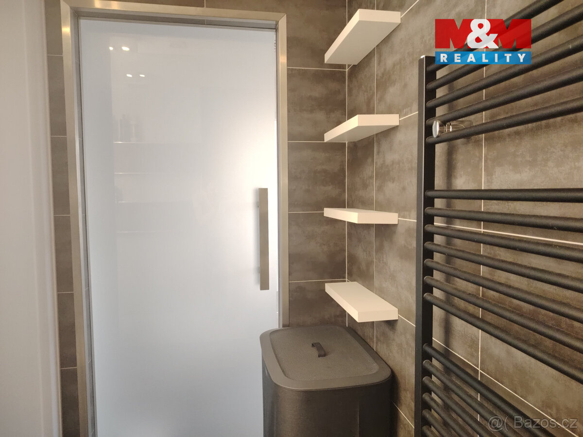 Prodej bytu 2+kk, 43 m², Praha, ul. Na Maninách - 19