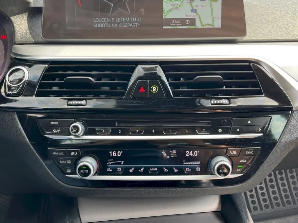 BMW Řada 5, 530D XDRIVE - 19