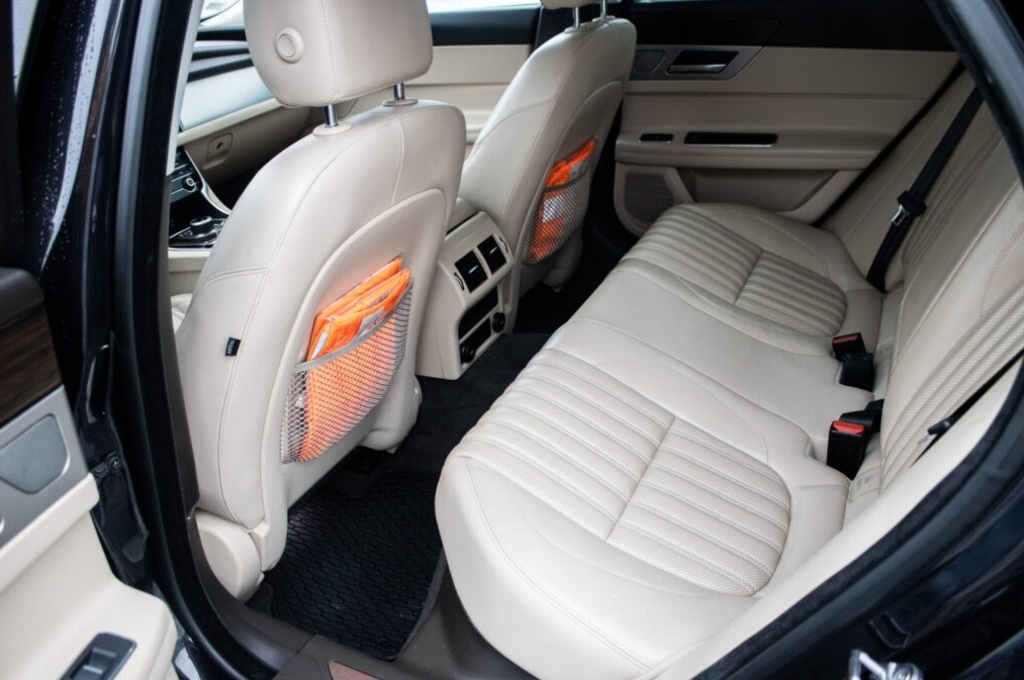 Jaguar XF 177kW (2017) - 19