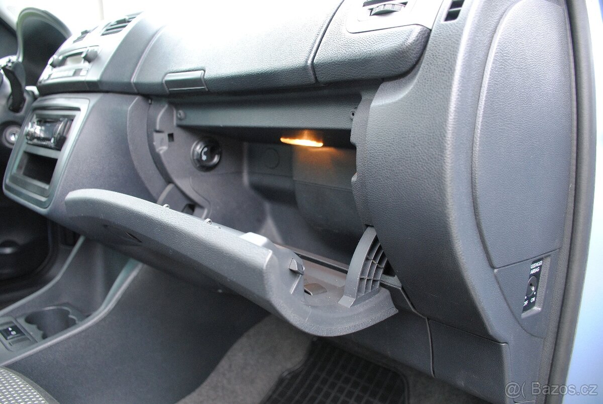 Škoda Roomster 1.6MPi 77kW SCOUT - climatronic - 19