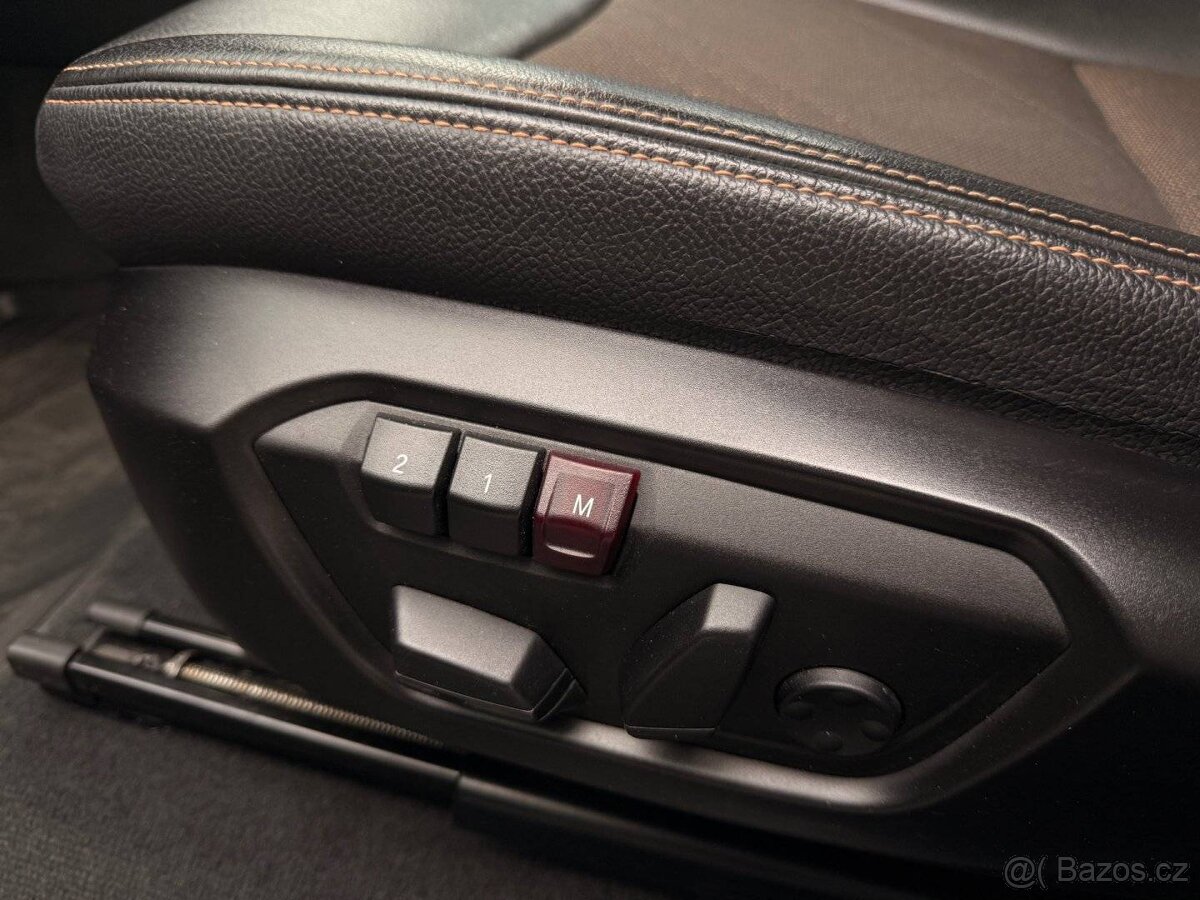 BMW X4, xDrive30d, 2.Maj, ČR, 4X4, SERVIS - 19