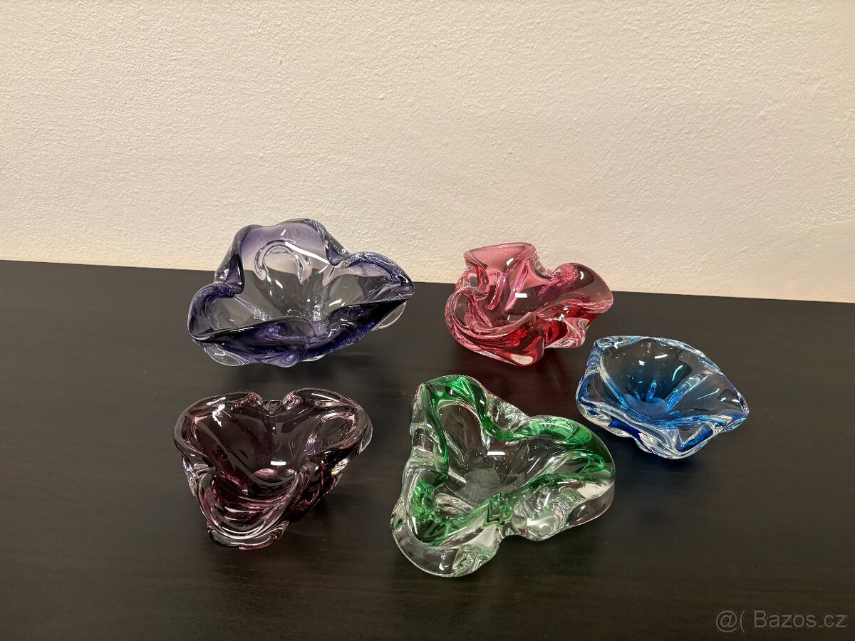 Hutní sklo - popelníky - 19