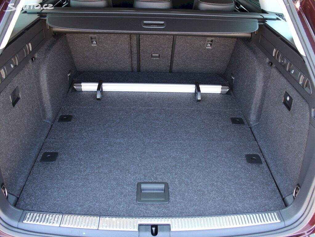 💎 Škoda Superb L&K 4x4 (2023) | ZÁRUKA 2028 | 2x SADA PNEU - 19