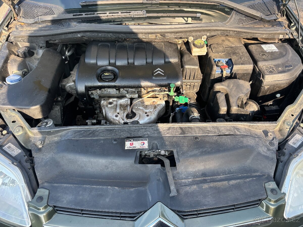 Citroën C4 1.4i 16V - 19