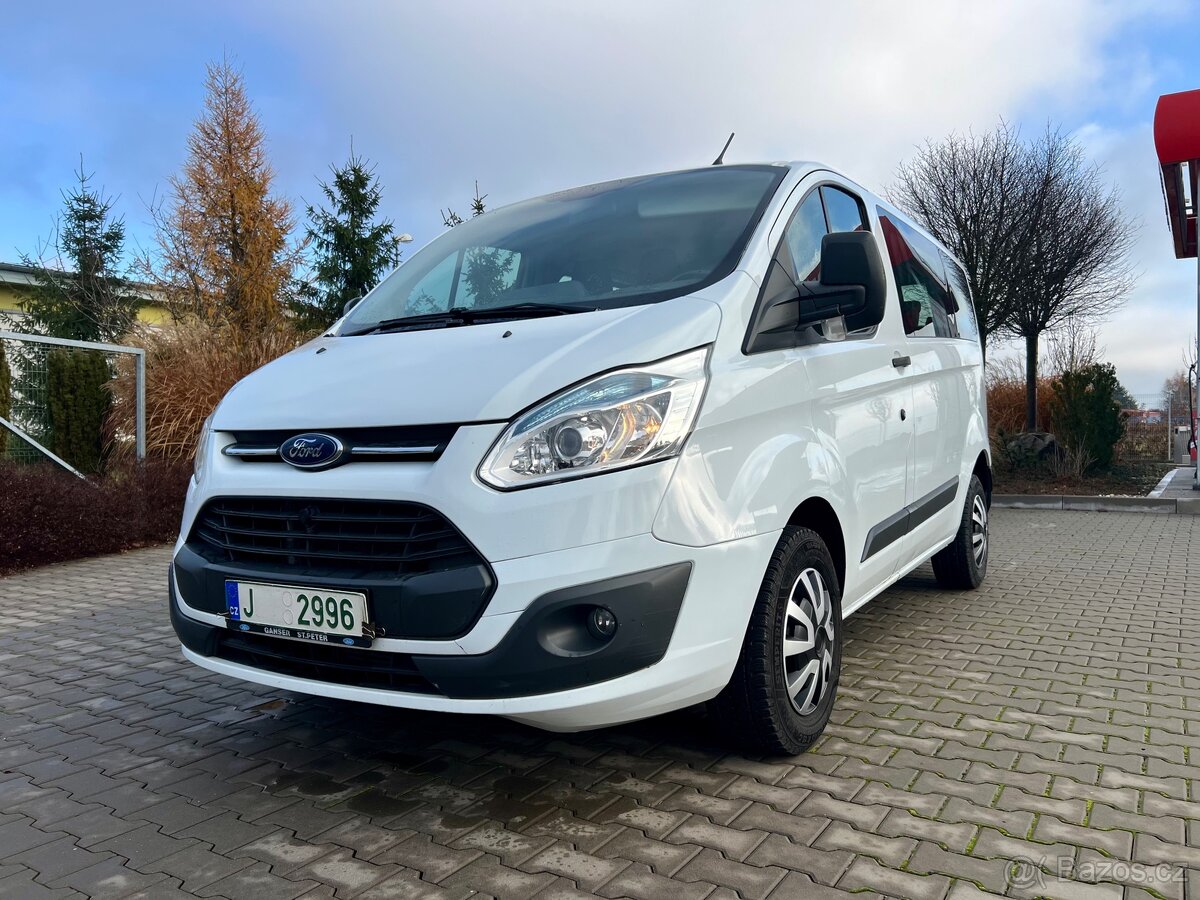 Ford Transit Custom Variobus 2,2 TDCi 92kW L1 300 9 míst - 19