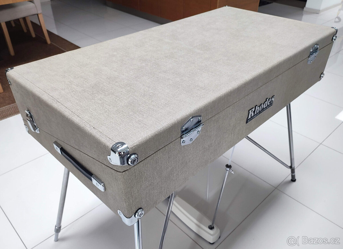 RHODES MARK I SeventyThree rok 1975 - 19