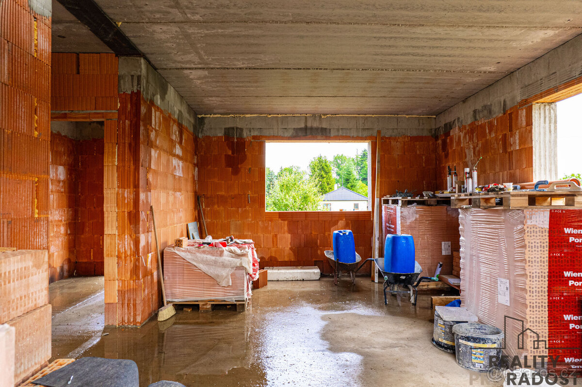 RD – novostavba (cihlová) – HRUBÁ STAVBA - 19