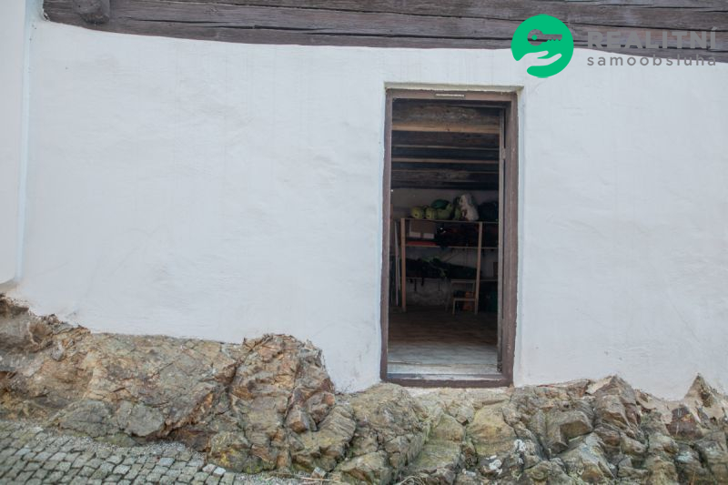 Roubenka s duší v centru města Vimperk - 19