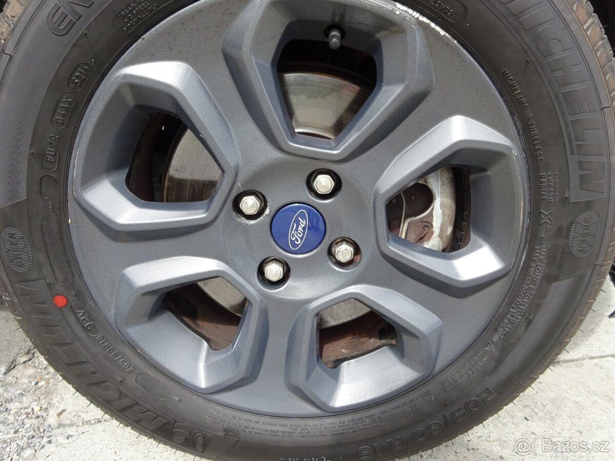 FORD ECOSPORT 1,0 i , 1 MAJITEL, GARANCE KM - 19