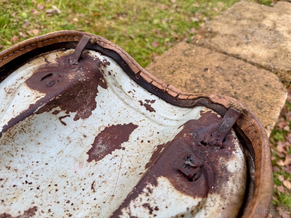 Jawa CZ kyvacka - sedlo kytara - 19