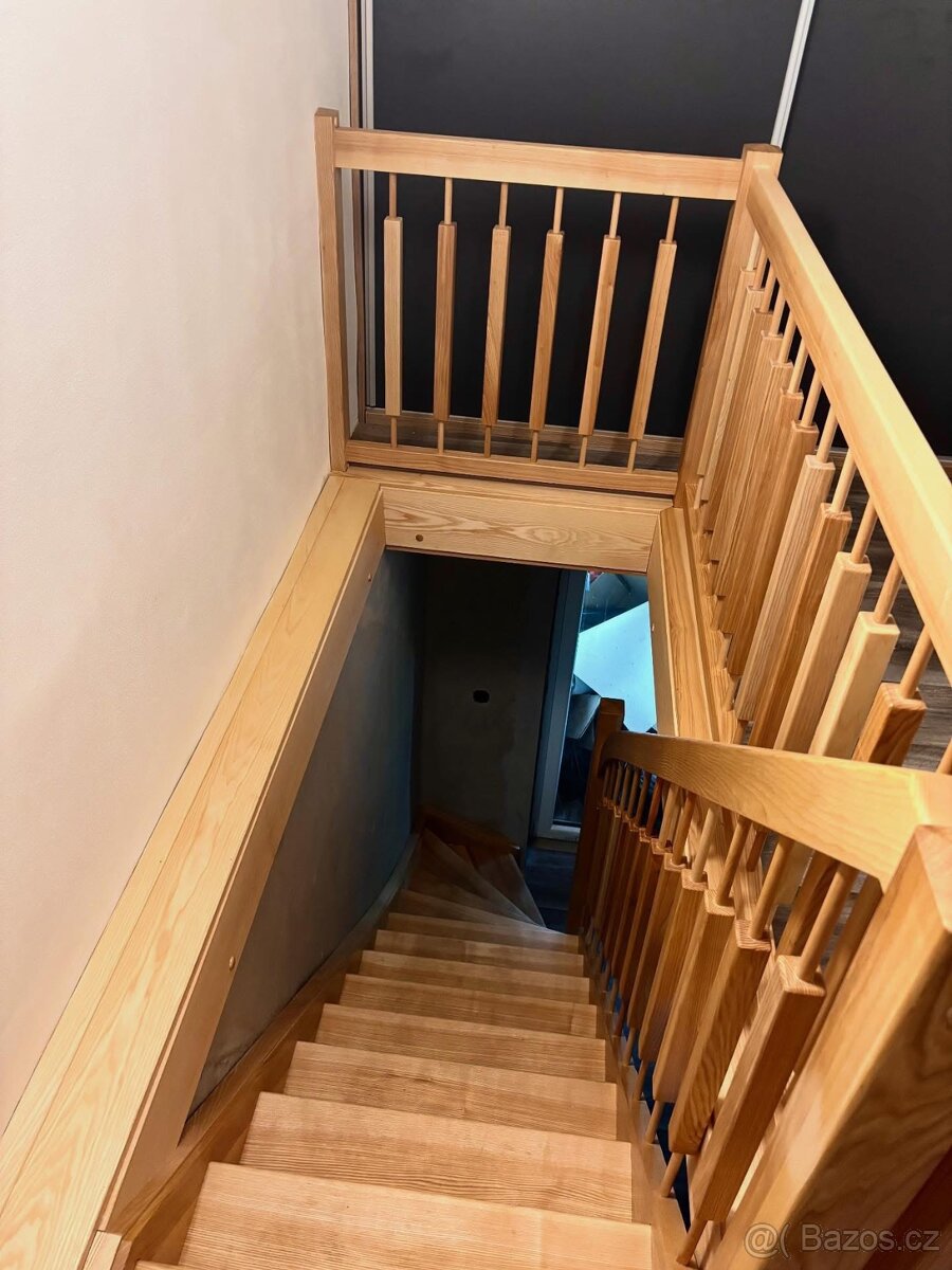 Prodej domu Mala Veleň - 19