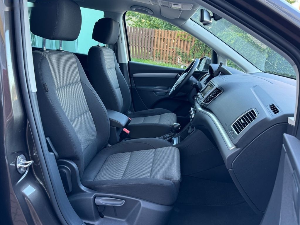 Volkswagen Sharan,2.0TDI DSG 7 míst - 19