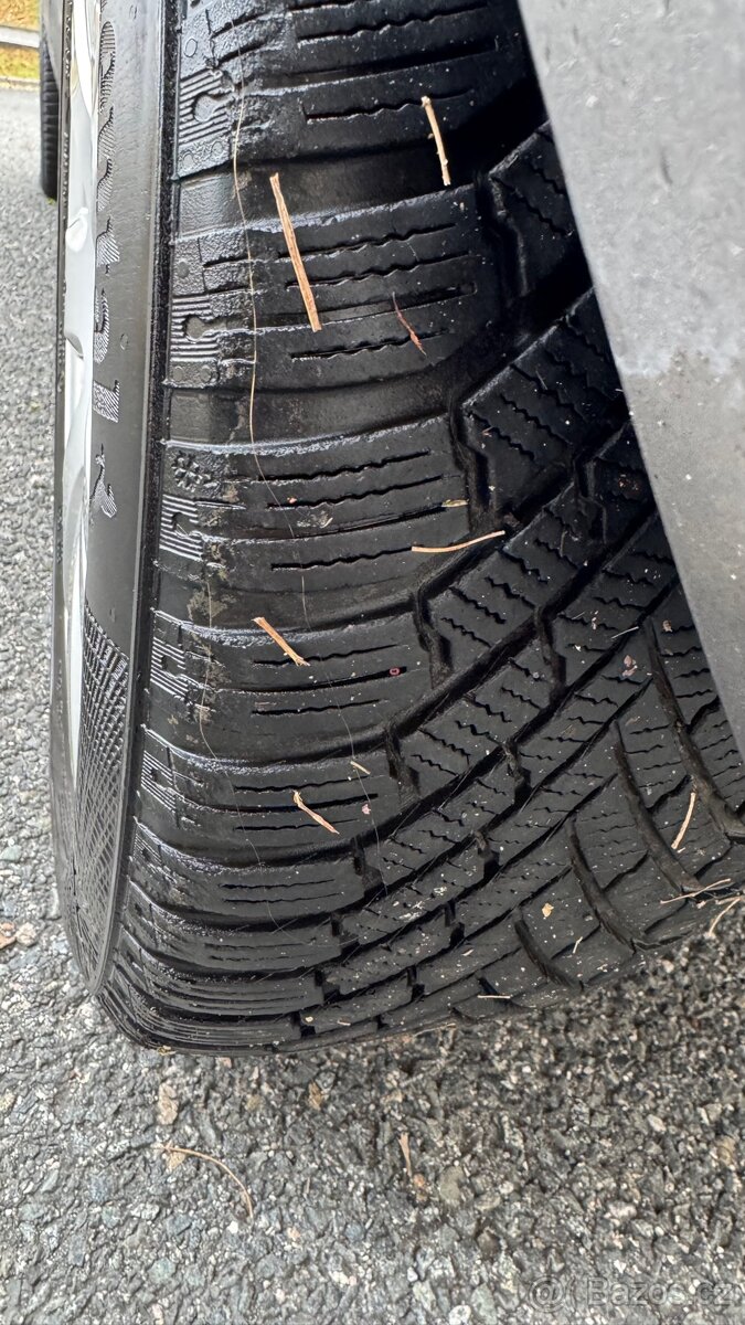 Mercedes-Benz B-200 2009r - 19