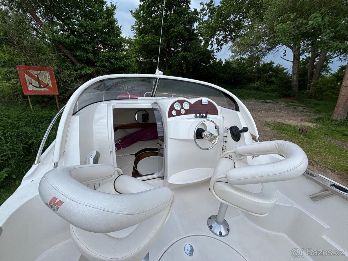 Kajutová loď Quicksilver 540 s Mercury Optimax 90PS - 19