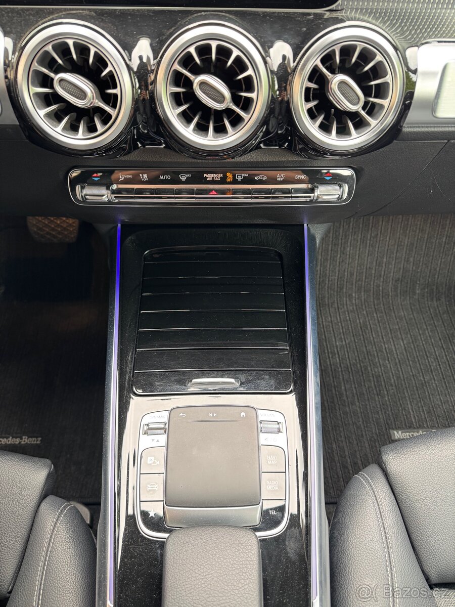 Mercedes-Benz GLB 200d, 8G, 1.Majitel - 19